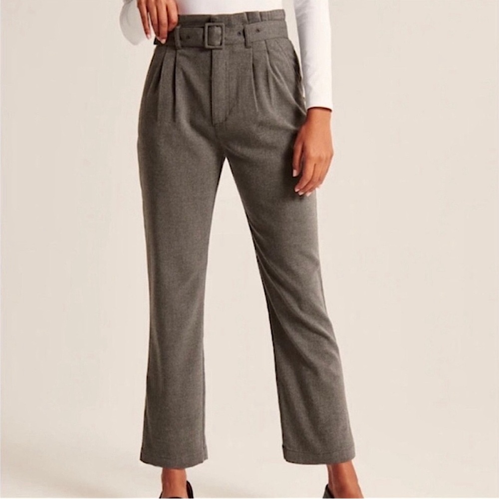 Abercrombie & Fitch Gray Ankle Pants